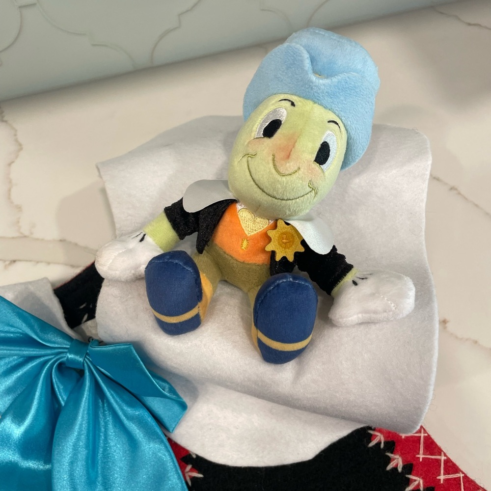 Disney Pinocchio Costume Outfit - Yellow, Red, Blue, Black - Picture 4 of 16